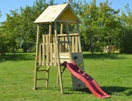 Kinderturm aus Holz mit Rutsche für den Garten Jula