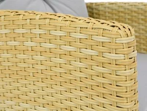 Ausführung    Die Stahlkonstruktion widersteht ung Ausführung    Die Stahlkonstruktion widersteht ung